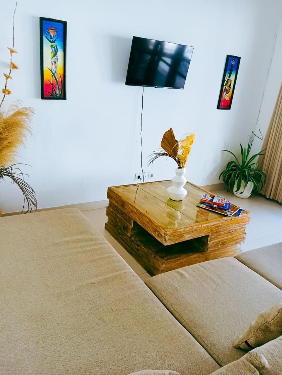 River House 2 Bedrooms Side Villa *