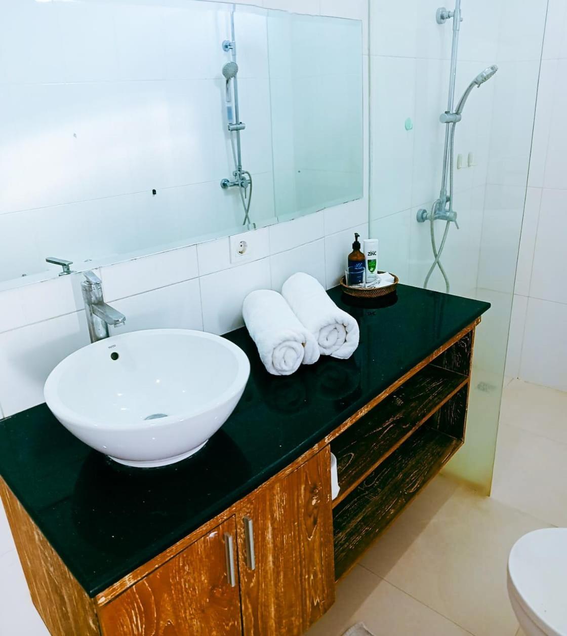 River House 2 Bedrooms Side Villa